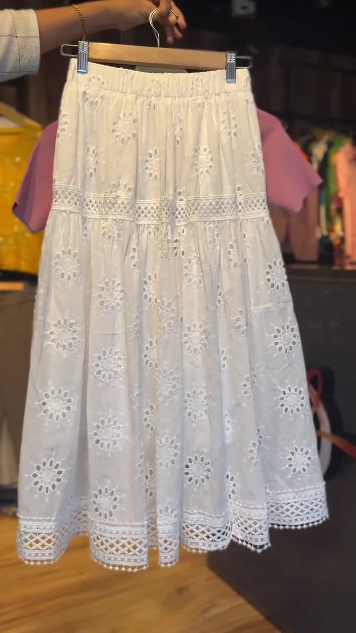 Luxurious Beaded Caped Maxi Dresses, Traditional Faux Fur Trimmed Hanfu Cloak Ensembles, Vibrant Floral Silk-Feel Kaftan Sets