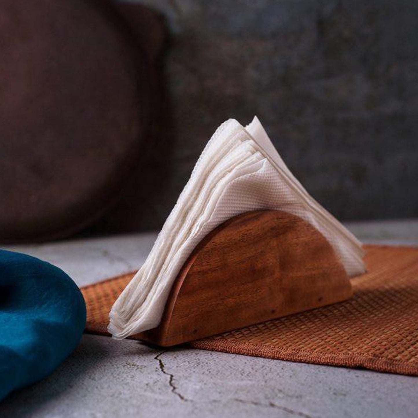 Tissue Paper For Wiping And Cleaning Purposes Of Types Of Things (100 Pcs Set Approx)