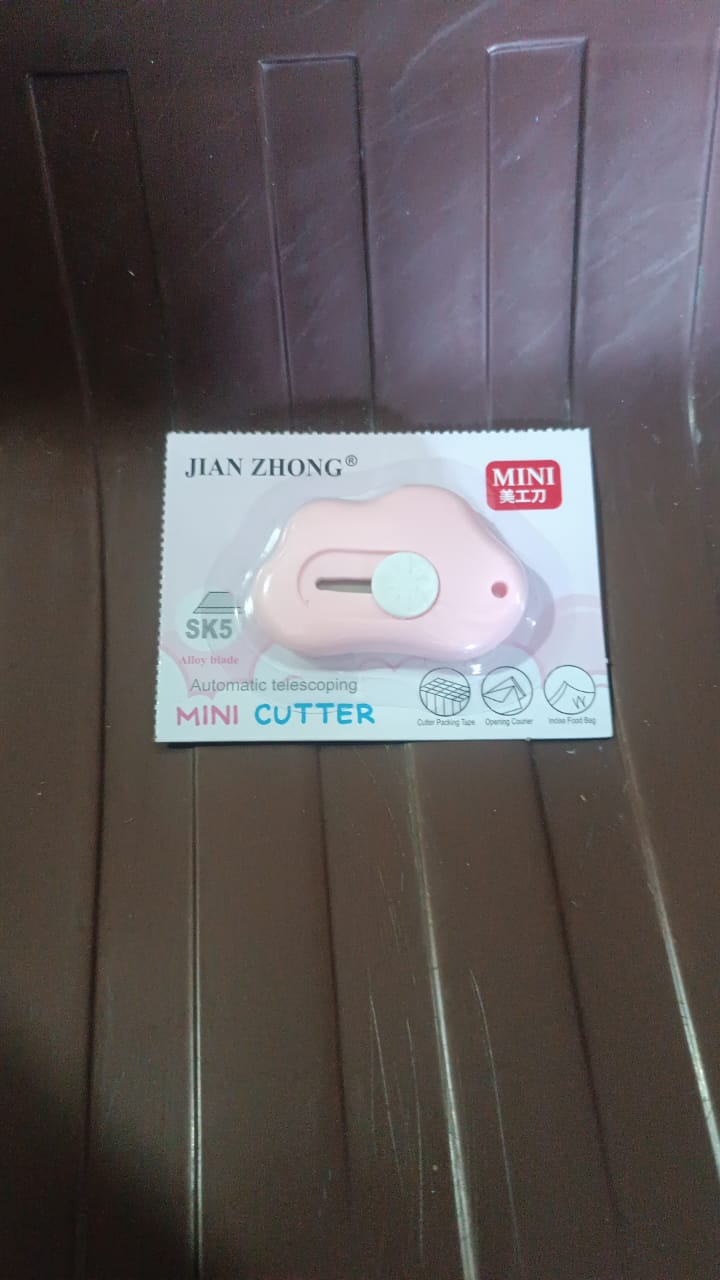 Mini Cloud Cutter (1 Pc): Portable & Safe Box Opener (Multiple Uses)