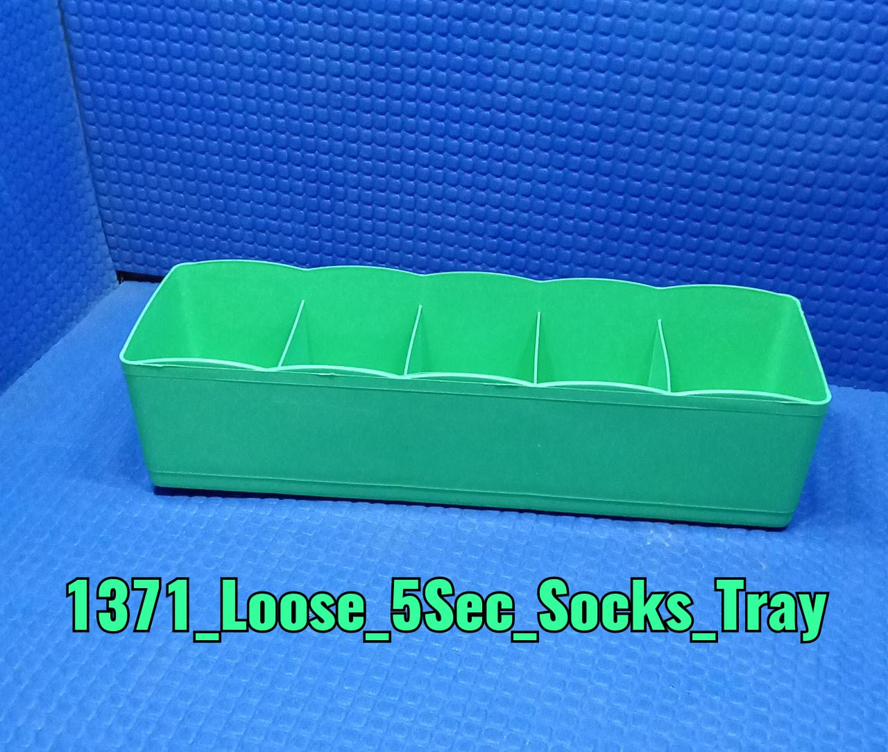 Dividers Tray Organizer Clear Plastic Bead Storage Tray (Multicolour)