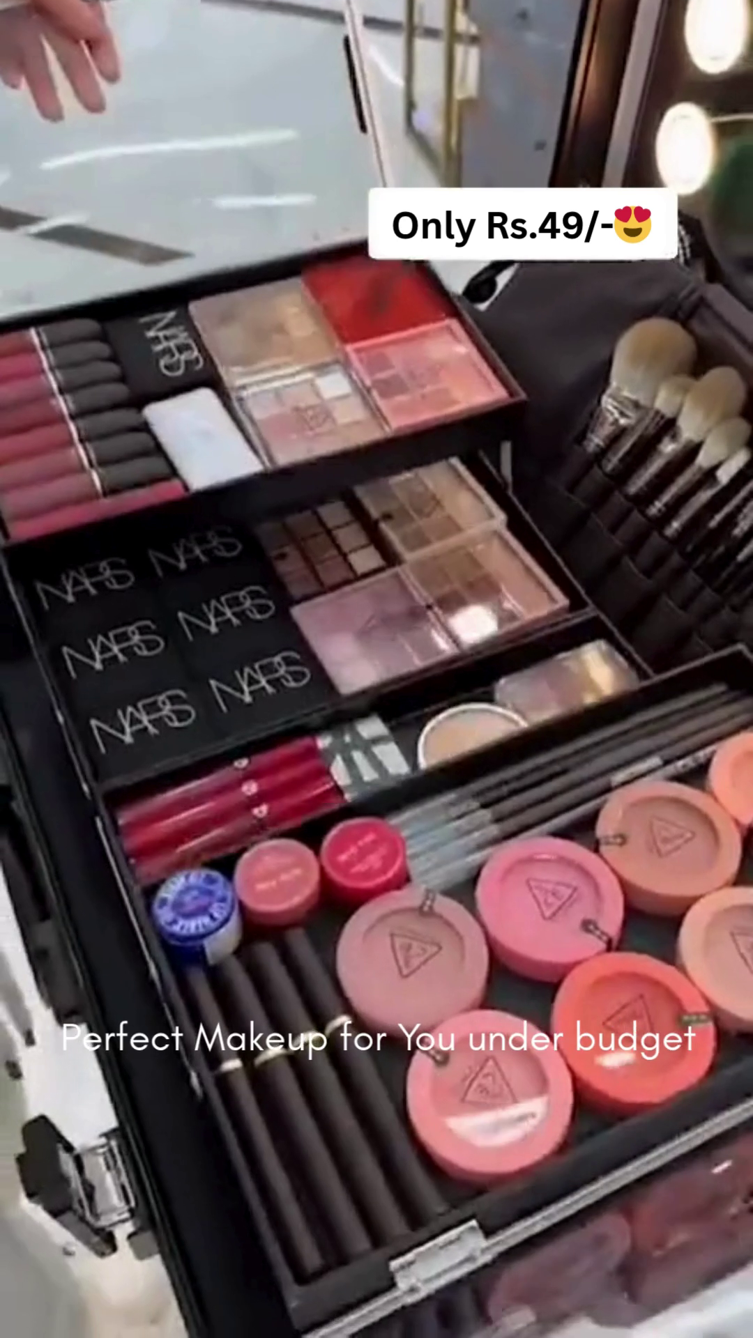 Ultimate All-in-One Professional Makeup Kit with Brushes, Lipsticks, Foundations, Eyeshadows, Blushes, and More – Perfect for Everyday Glam and Budget-Friendly Beauty Lovers