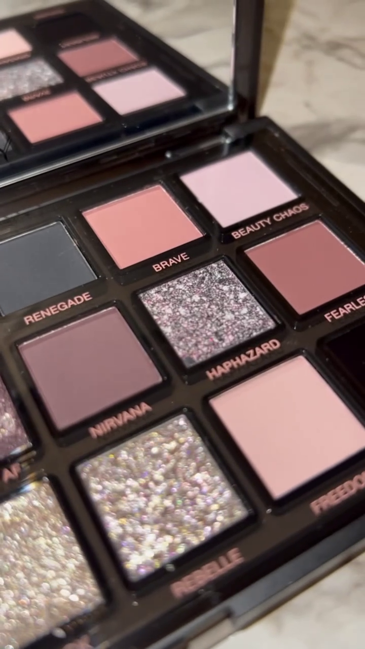 Huda Beauty Empowered Eyeshadow Palette – A Fearlessly Feminine Fusion of Bold Mattes, Dazzling Shimmers & Unapologetic Attitude