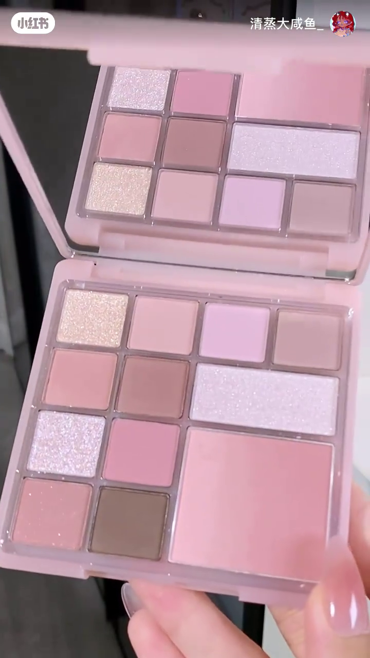 Dreamy Rose Garden Multi-Use Makeup Palette: 12 Soft Matte & Shimmer Eyeshadows + Blush & Highlight in Romantic Pink Tones for Everyday to Glam Looks
