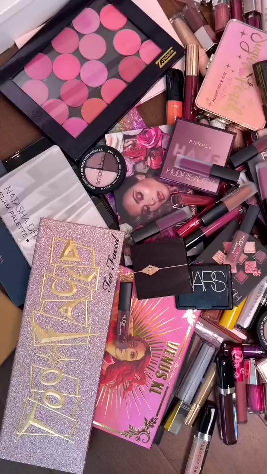 Comprehensive Luxury Makeup Collection Featuring High-End Eyeshadow Palettes, Premium Lipsticks, Creamy Lip Liners, and Versatile Lip Glosses from Iconic Brands – Organized for Glamorous, Everyday, and Artistic Looks