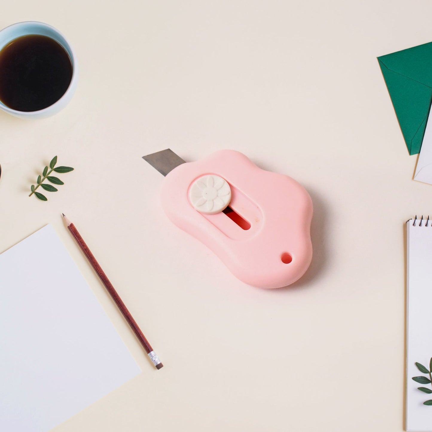 Mini Cloud Cutter (1 Pc): Portable & Safe Box Opener (Multiple Uses)