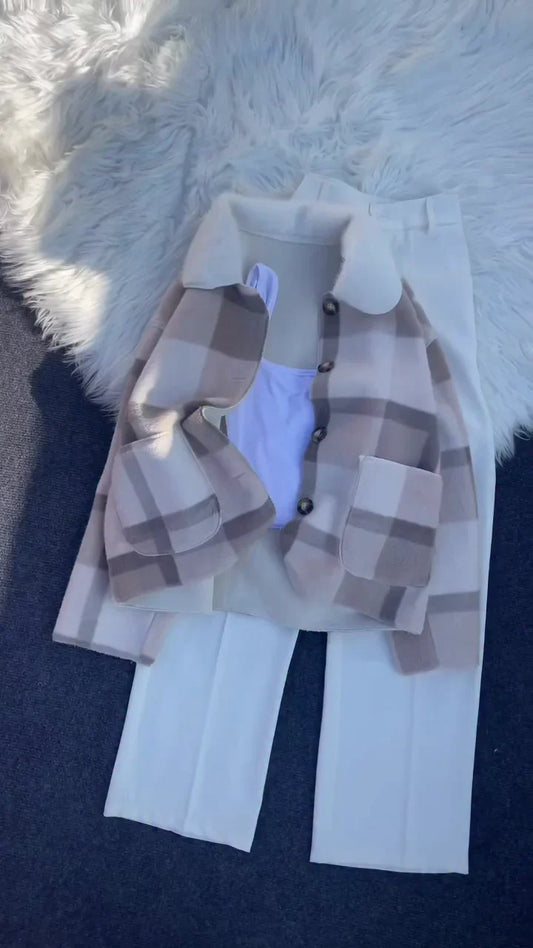 Winter Top and Jeans: A Cozy Blend of Chic Warmth, Effortless Style, and Everyday Comfort