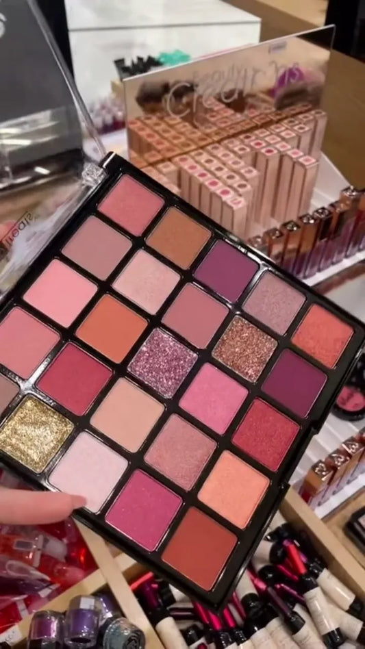 High-Pigment 25-Color Eyeshadow Palette with Matte, Shimmer & Glitter Shades in Warm Pink, Nude, Copper and Plum Tones for Smooth Blending, Bold Glam Looks and Everyday Eye Makeup Creations