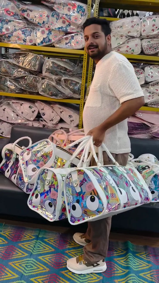 Durable Travel Bag for Men & Women – Spacious, Lightweight Luggage with Multiple Compartments, Perfect for Weekend Trips, Gym, Office & Carry-On Use