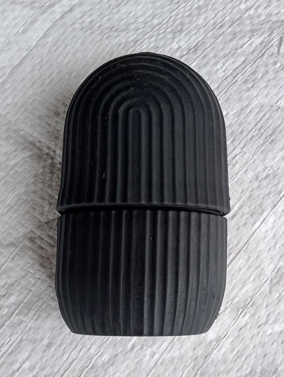 Face Ice Roller Massager for Swelling & Puffiness Reduction (Black)