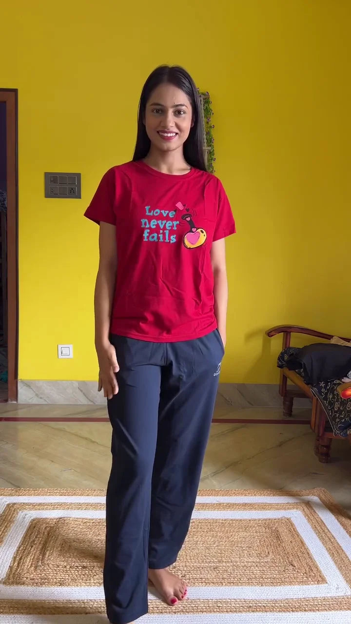 Women's Relaxed Fit Athleisure Set Featuring Breathable Cotton Joggers with Elasticated Waistband