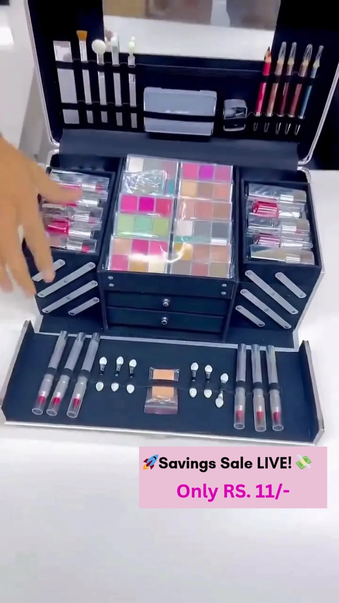 Soft Glam Nude Makeup Kit with Neutral Tones