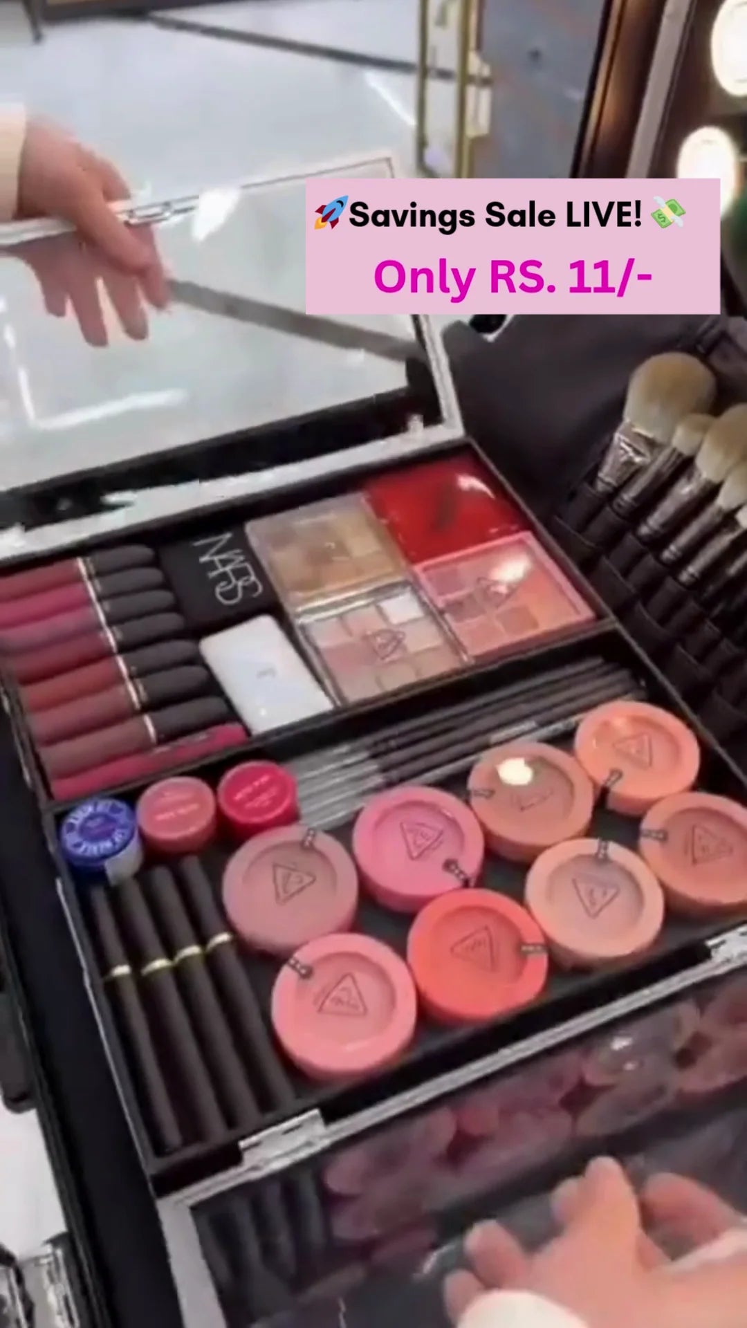 Bold Glam Party Makeup Kit with Vibrant Pigment Shades