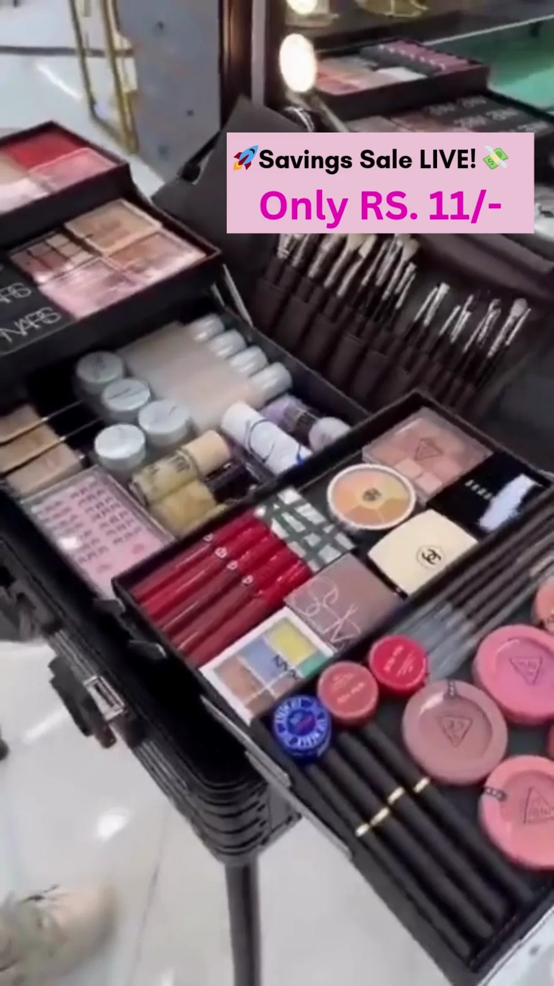 Bold Glam Party Makeup Kit with Vibrant Pigment Shades