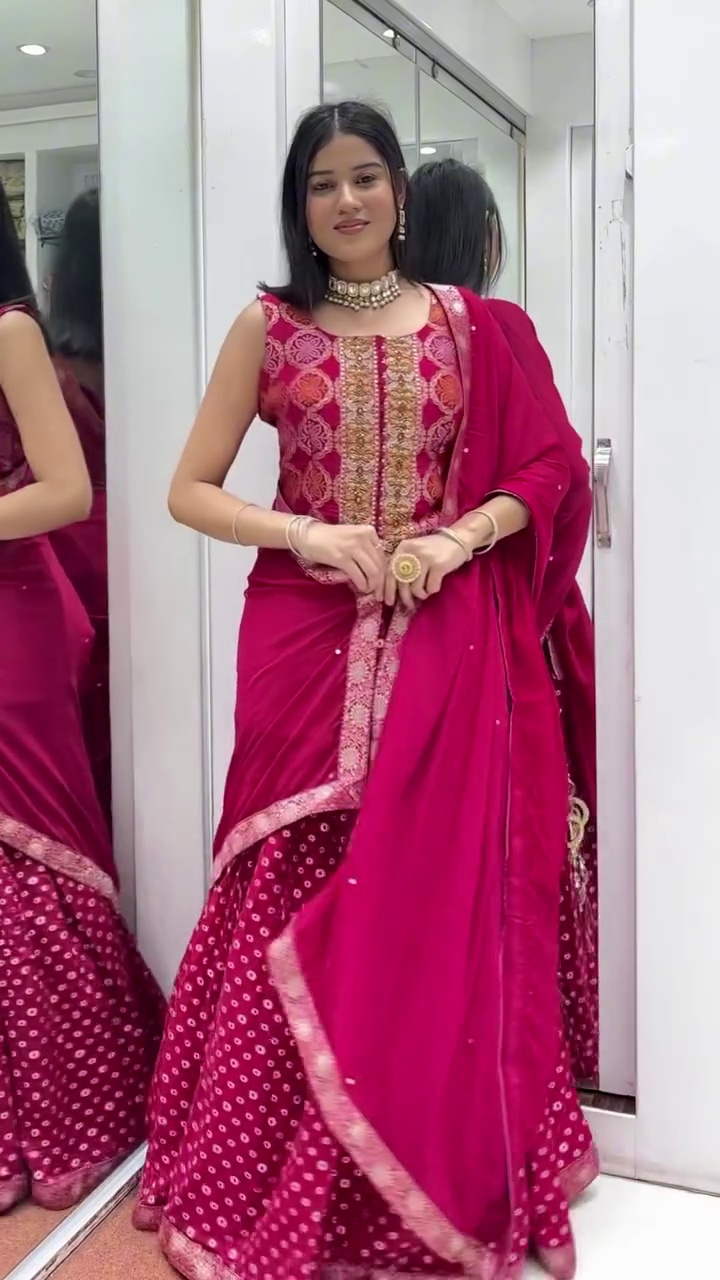 Women’s Traditional Magenta Pink Embroidered Sleeveless Lehenga Choli Set with Dupatta – Heavy Ethnic Festive Wear for Weddings, Parties and Special Occasions