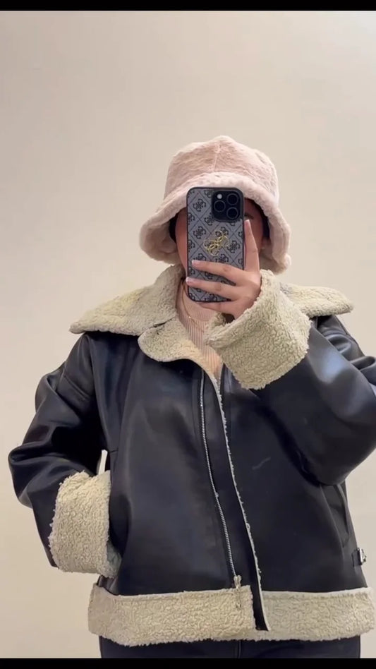 Oversized Faux Leather Shearling Jacket with Warm Fleece Lining and Turn-Down Collar