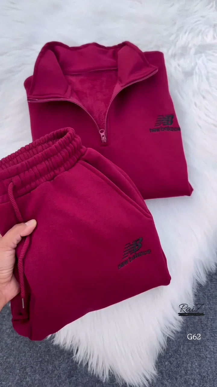 Stylish Half Zip Fleece Tracksuit Set for Women with Loose Fit Pullover and Wide Leg Jogger Pants