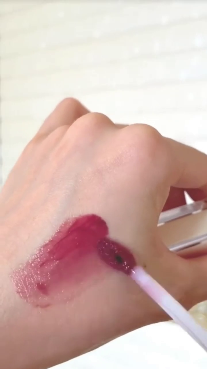 Chio Ture Pastel-Inspired Hydrating Lip Tint Collection – Long-Lasting, Lightweight Formula with Intense Pigment and Glossy Finish