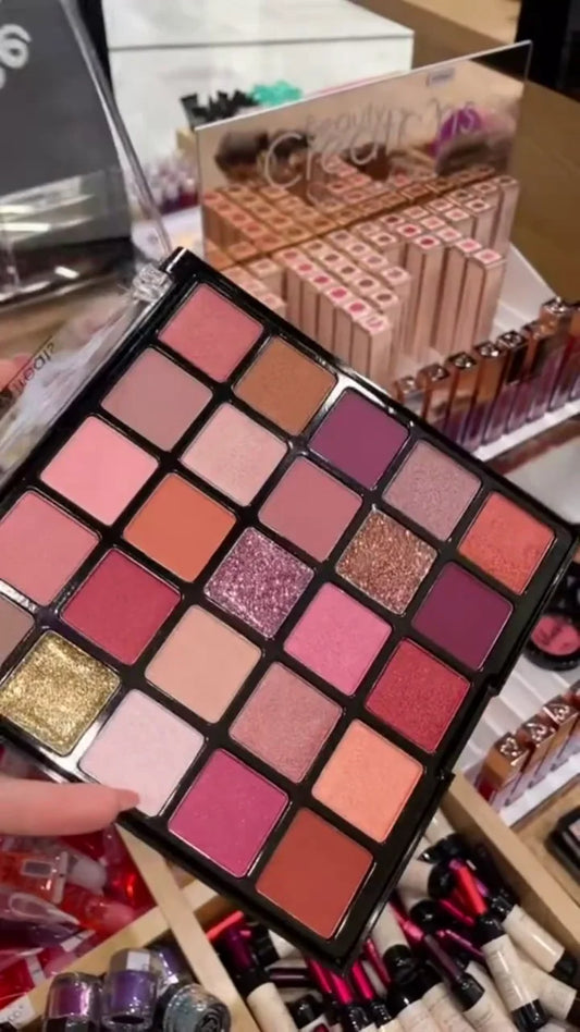 Complete Fashion Makeup Kit – Trendy Cosmetics Collection for Stylish Women