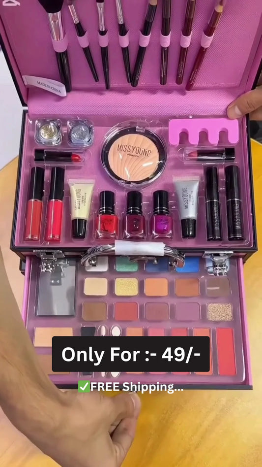 Trendy Women’s Makeup Kit | Style 28 Finish