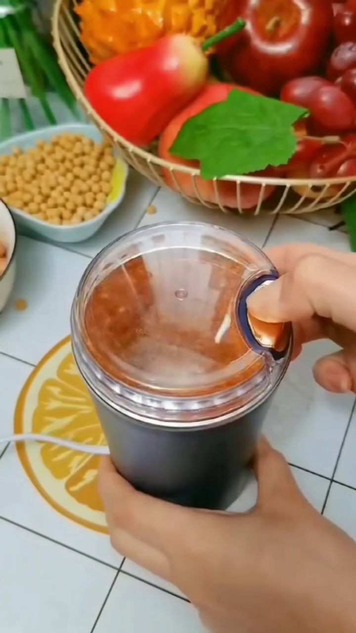 Electric Stainless Steel Portable Grinder for Spices, Coffee Beans, Grains, and Nuts – High-Speed Blade Mill with Transparent Lid, One-Touch Operation, and Compact Design for Home Kitchen Use