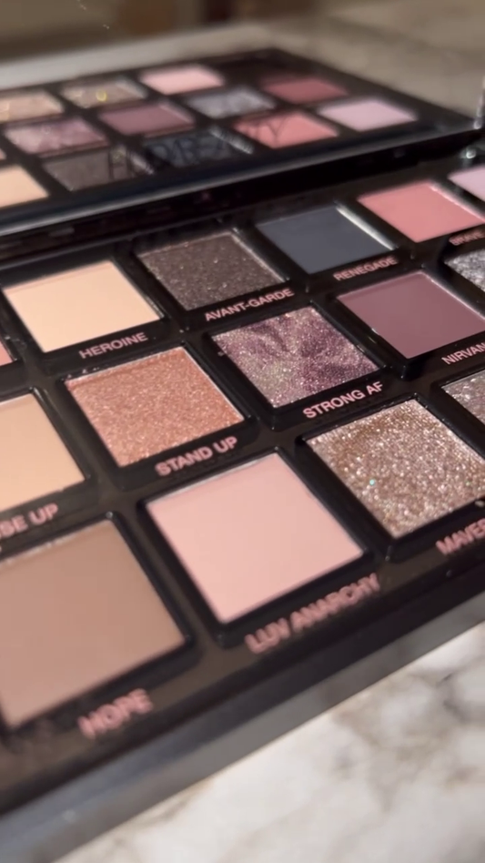 Huda Beauty Empowered Eyeshadow Palette – A Fearlessly Feminine Fusion of Bold Mattes, Dazzling Shimmers & Unapologetic Attitude