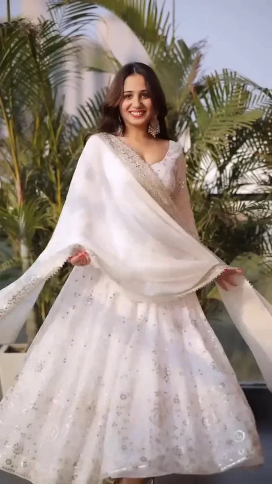 Women’s Ethnic Wear Kurti Set | Style 21 Edition