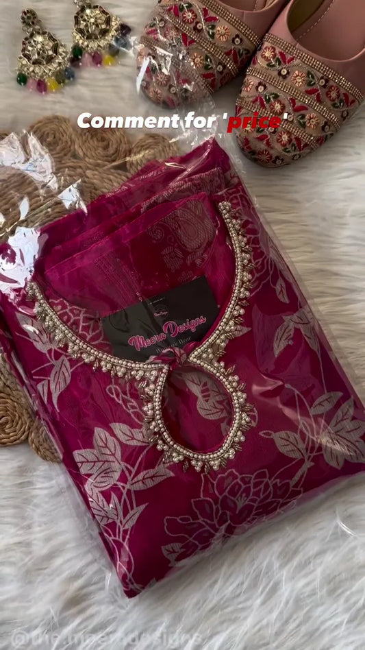 Fuchsia Grace Dark Pink Ethnic Set – Bold, Beautiful, and Elegantly Traditional