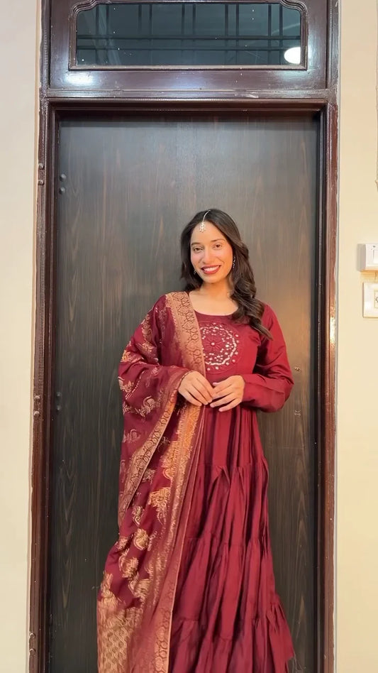 Anarkali: A Regal Blend of Flowing Flair, Traditional Elegance, and Timeless Ethnic Beauty